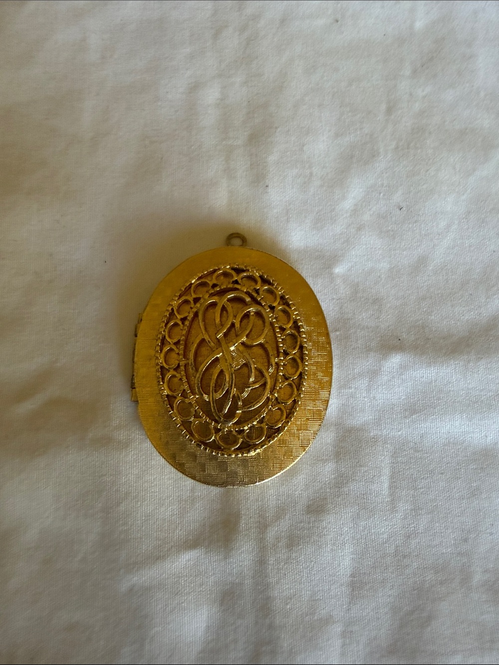 Sarah Coventry Gold-Tone Oval Filigree Locket Pendant